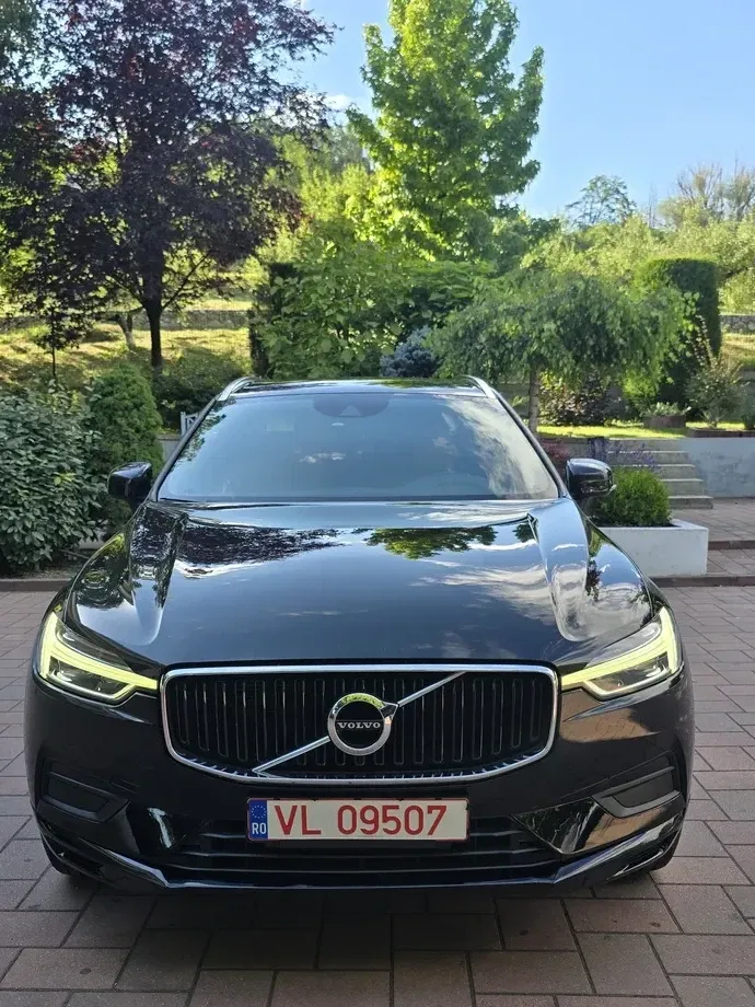 Volvo XC 60 D4 Momentum Pro — imagine 3