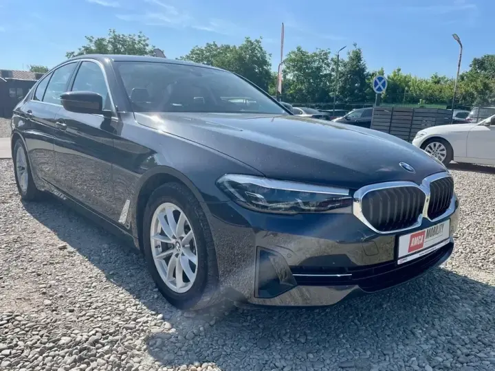 BMW Seria 5 518d Aut. Luxury Line