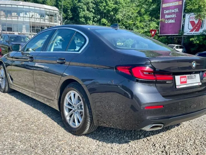 BMW Seria 5 518d Aut. Luxury Line