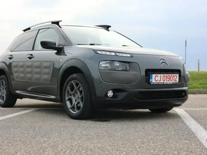 Citroën C4 Cactus Pure Tech 110 Stop&Start Shine