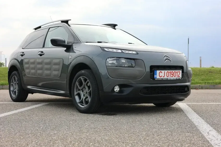 Citroën C4 Cactus Pure Tech 110 Stop&Start Shine — imagine 5