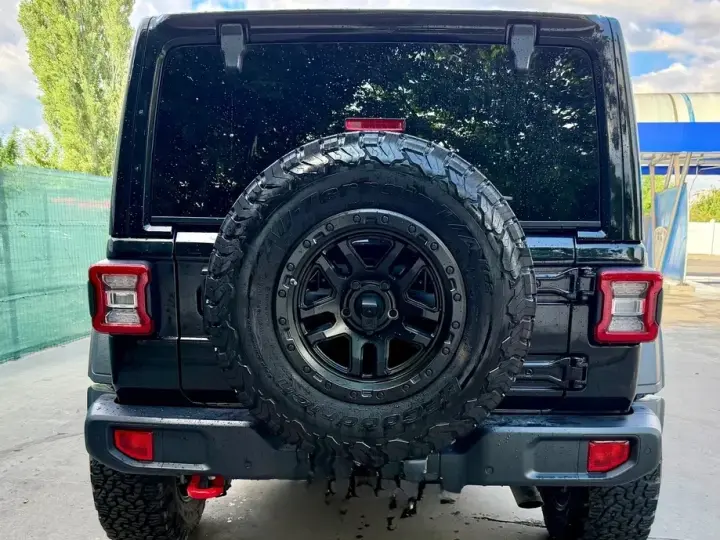 Jeep Wrangler 2.0 AT8 4WD Rubicon