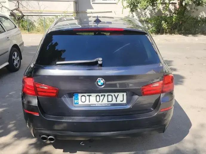BMW Seria 5 F10/F11/F07 525d Aut.