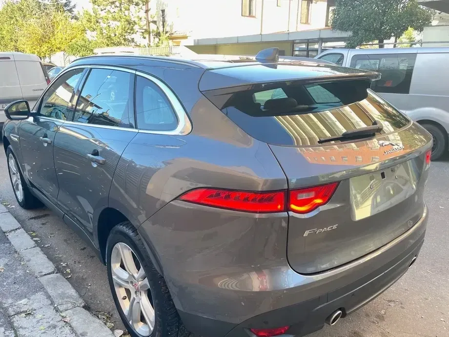 Jaguar F-Pace 30d AWD R-Sport — imagine 6