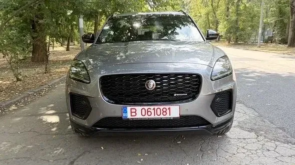 Jaguar E-Pace P200 AWD R-Dynamic Black — imagine 6