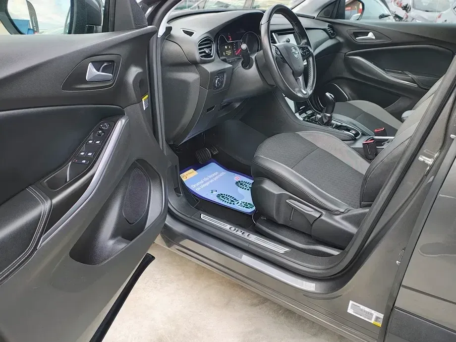 Opel Grandland X 1.5 D Start/Stop Automatik Business Edition — imagine 4