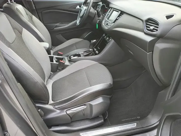 Opel Grandland X 1.5 D Start/Stop Automatik Business Edition