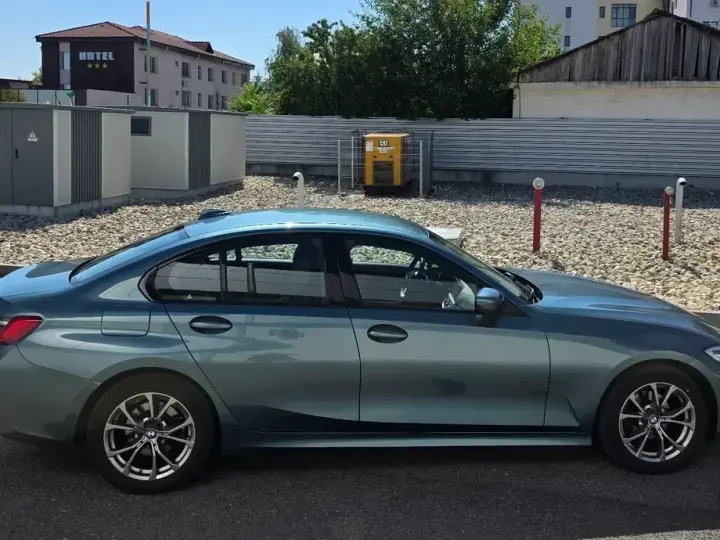 BMW Seria 3 G20/G21 318d