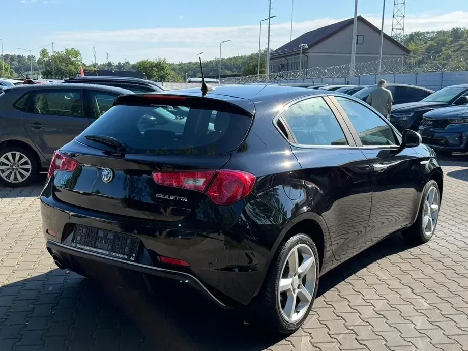 Alfa Romeo Giulietta 1.6 Mjet S&S — imagine 4