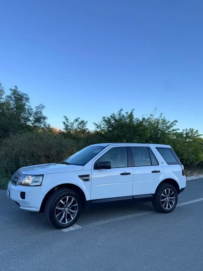 Land Rover Freelander II — imagine 3