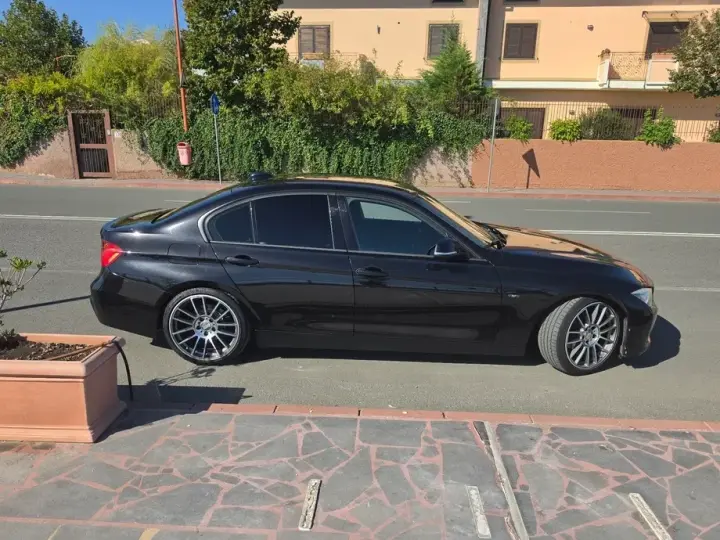 BMW Seria 3 F30/F31/F34 318d Aut. Sport Line