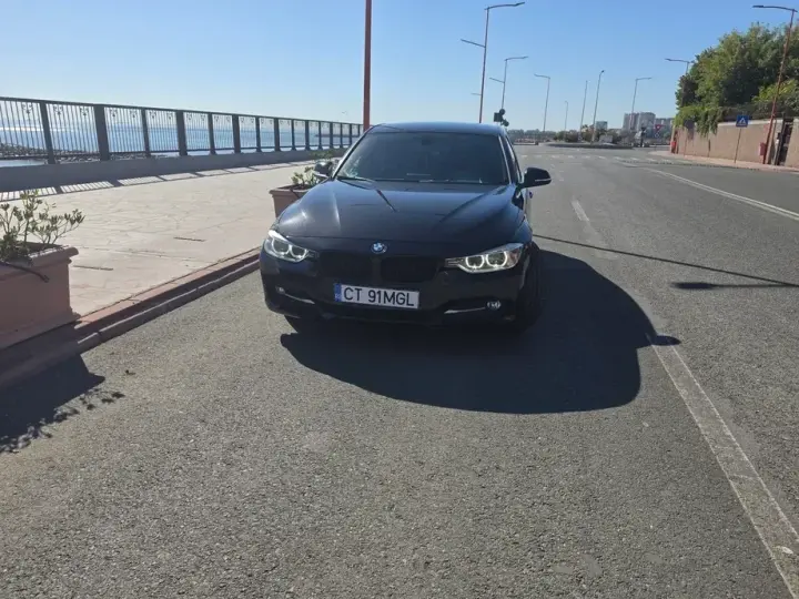 BMW Seria 3 F30/F31/F34 318d Aut. Sport Line