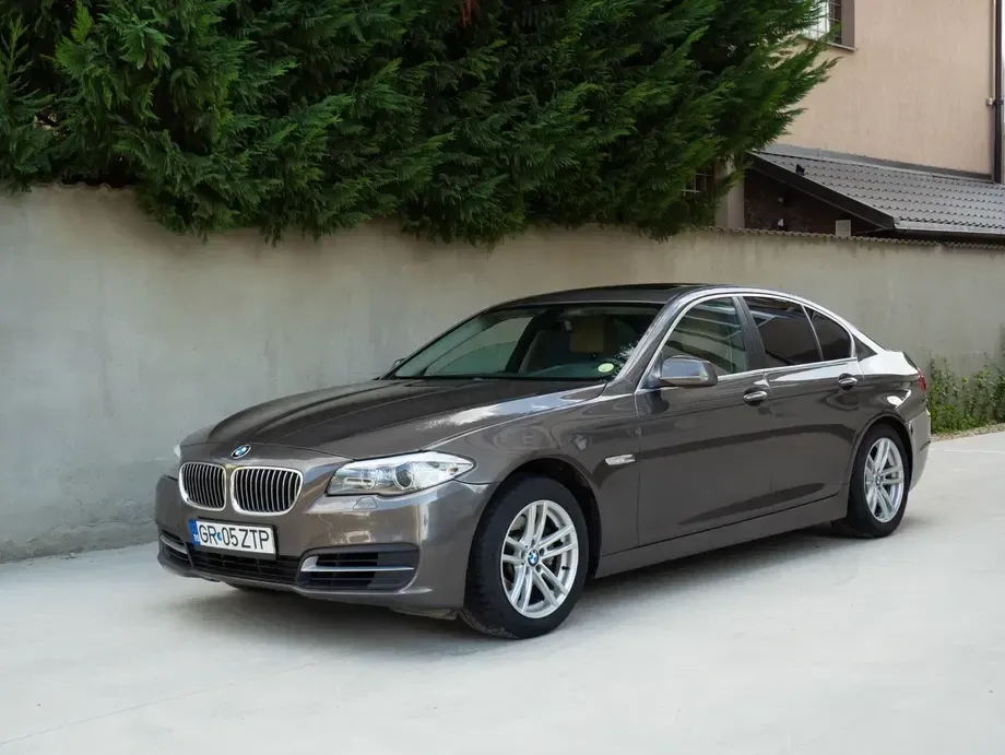 BMW Seria 5 F10/F11/F07 — imagine 3