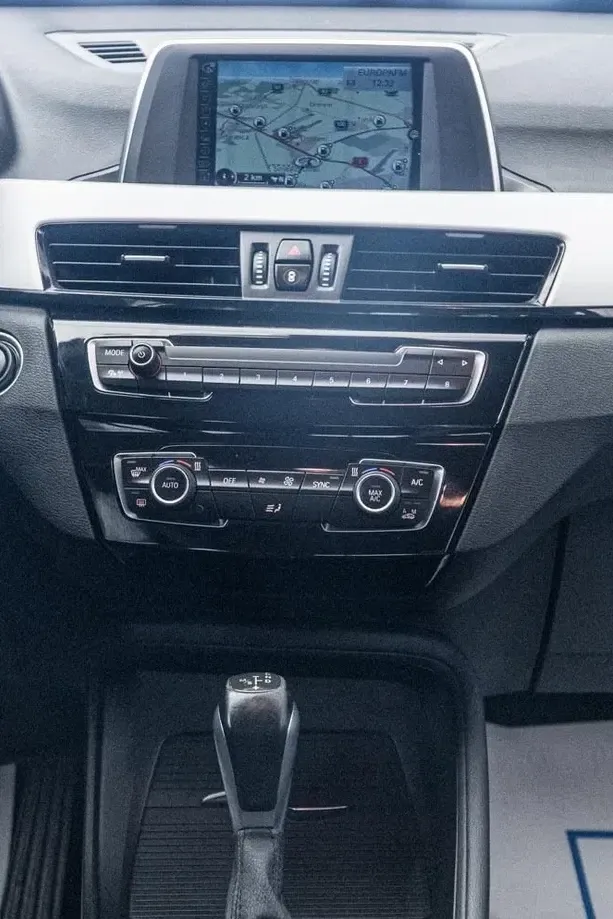 BMW X1 F48 xDrive18d Aut. xLine — imagine 4