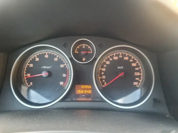 Opel Astra H 1.6 Enjoy