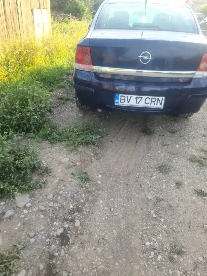 Opel Astra H 1.6 Enjoy — imagine 4