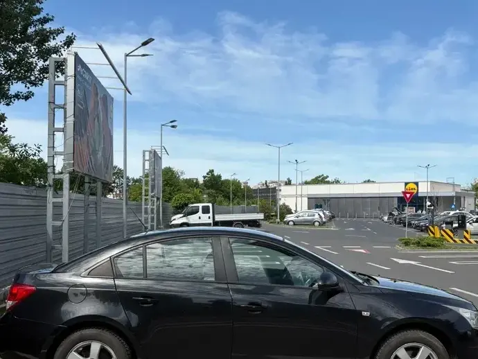 Chevrolet Cruze 1.6 LS Plus G2