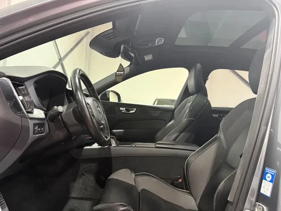 Volvo XC 60 T8 Twin Engine AWD Geartronic RDesign — imagine 6