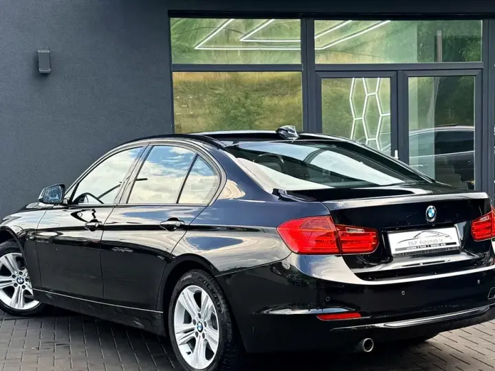 BMW Seria 3 318d Blue Performance Luxury Line