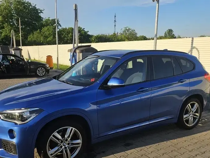 BMW X1 F48