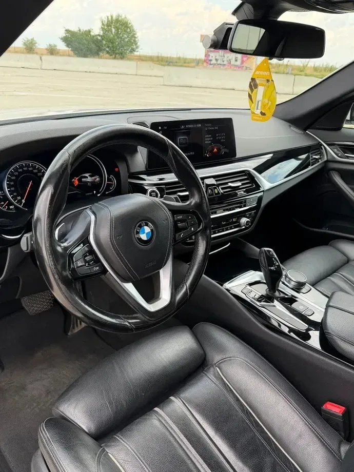 BMW Seria 5 G30/G31 520d EfficientDynamics Edition AT — imagine 5