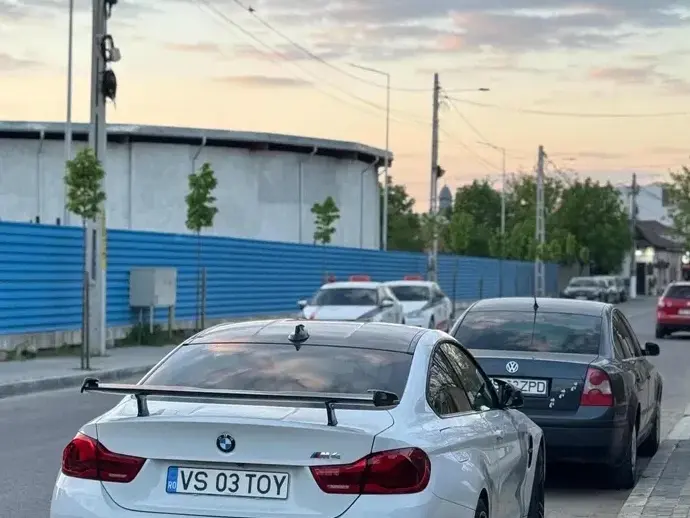 BMW M4 F82/F83
