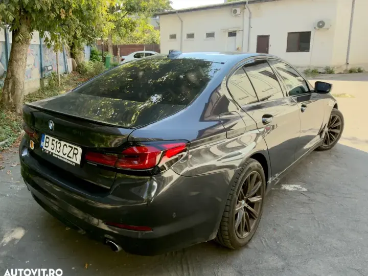 BMW Seria 5 G30/G31 [2017 - Prezent] 530i xDrive Aut.