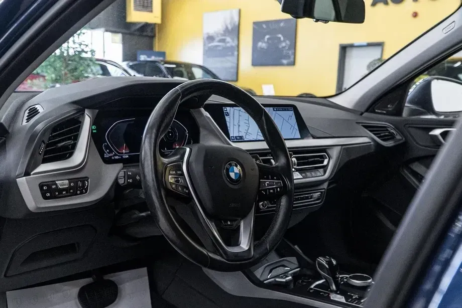 BMW Seria 1 F40/F52 118d Aut. Luxury Line — imagine 6
