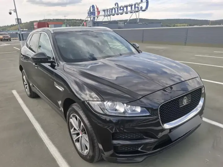Jaguar F-Pace 20d AWD Portfolio