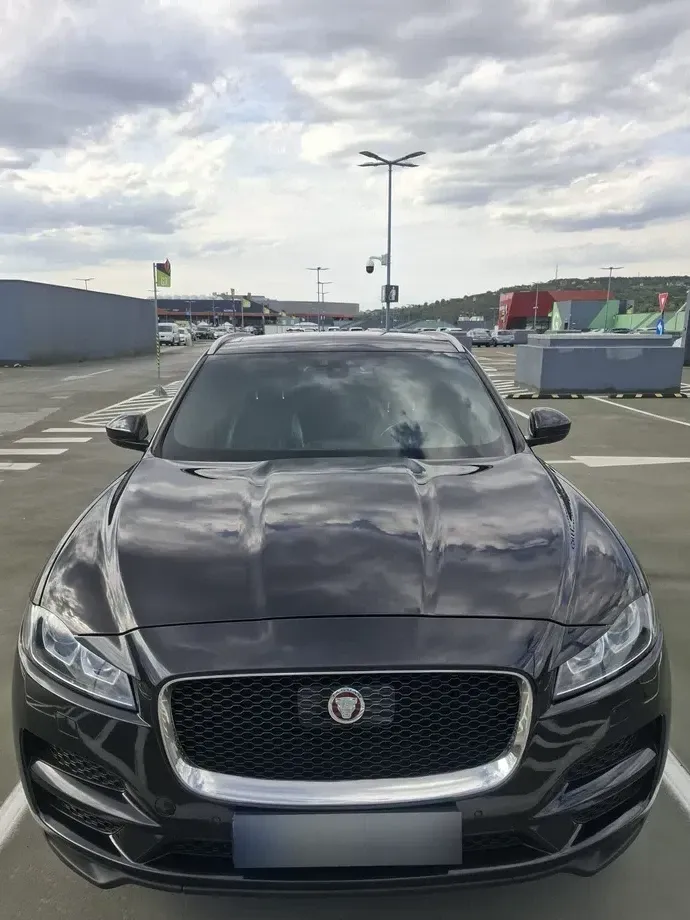 Jaguar F-Pace 20d AWD Portfolio — imagine 2