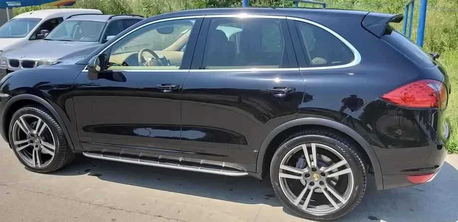 Porsche Cayenne — imagine 4