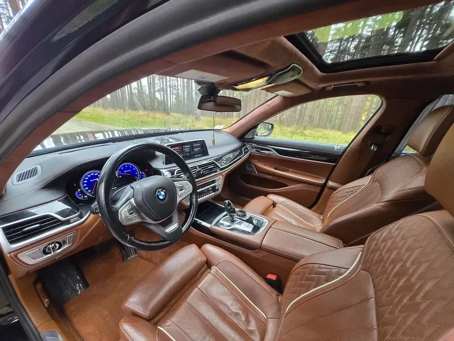 BMW Seria 7 G11/G12 750Li xDrive — imagine 6