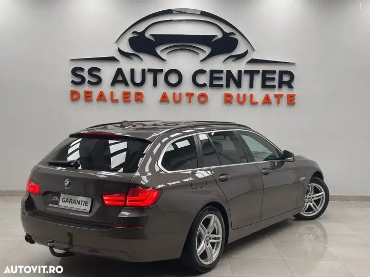 BMW Seria 5 F10/F11/F07 [2010 - 2017] 520d