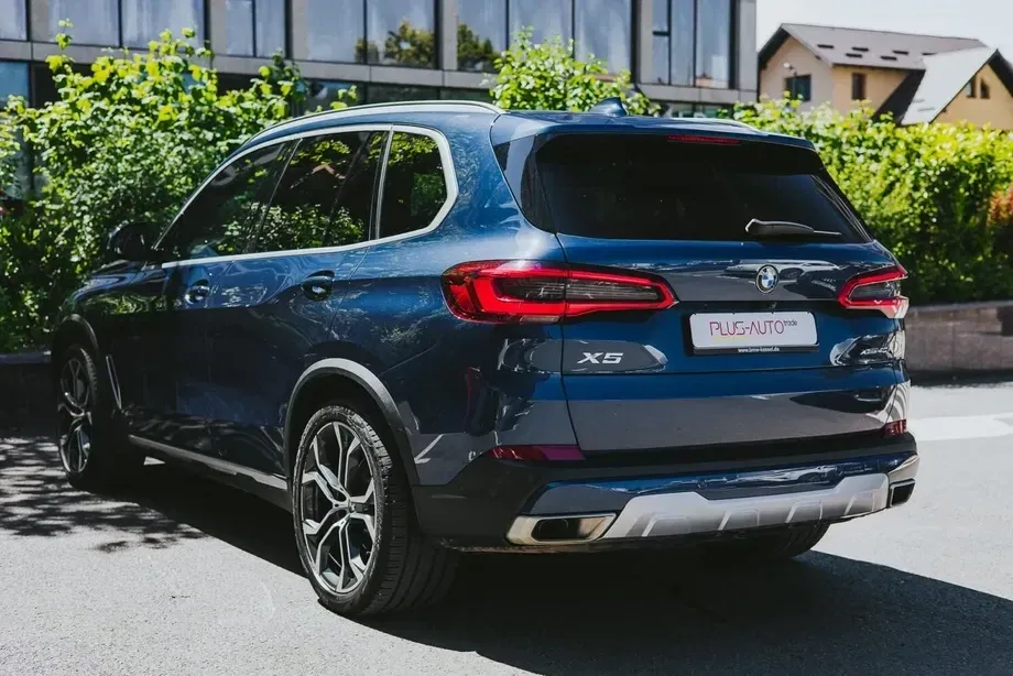 BMW X5 xDrive40i — imagine 4