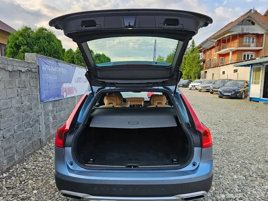 Volvo V90 D4 AWD Geartronic Pro — imagine 6