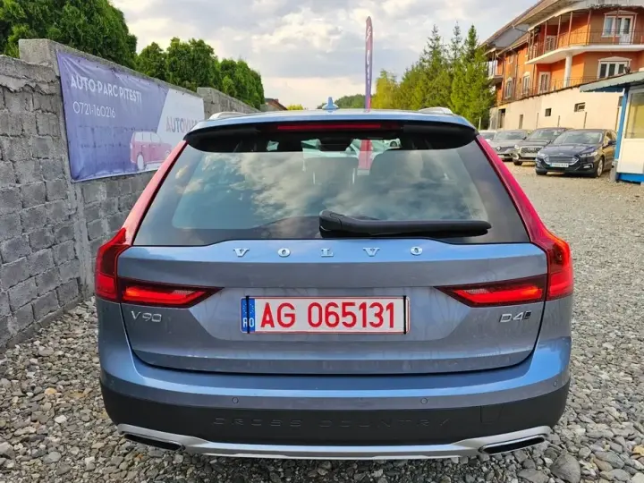 Volvo V90 D4 AWD Geartronic Pro