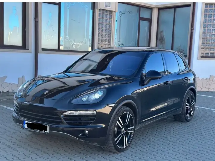 Porsche Cayenne Platinum Edition