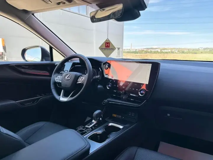 Lexus NX II 450h+ AWD CVT PHEV Luxury