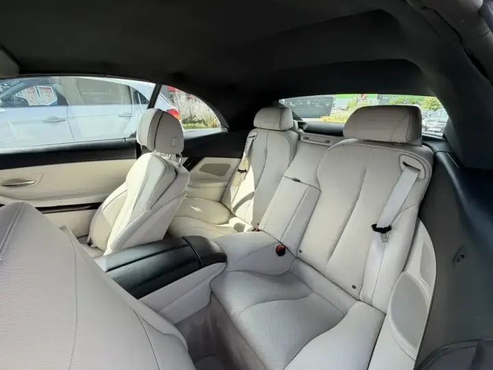 BMW Seria 6 F13/F12/F06 650i xDrive M Sport Edition