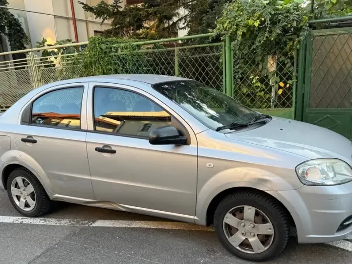 Chevrolet Aveo I 1.2i BASE 53