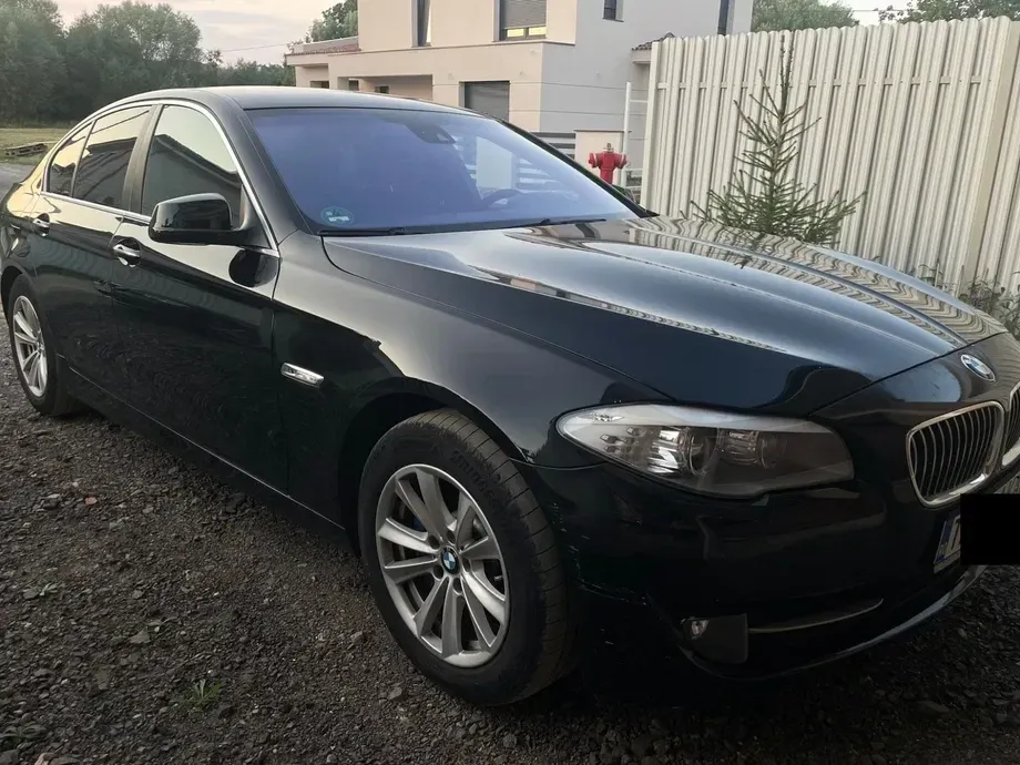 BMW Seria 5 F10/F11/F07 530d Aut. — imagine 3