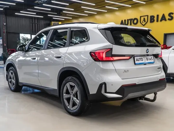 BMW X1 sDrive18i Aut. Sport Line