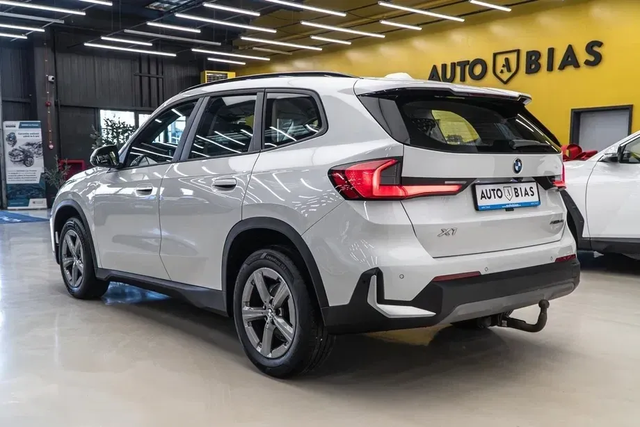 BMW X1 sDrive18i Aut. Sport Line — imagine 5