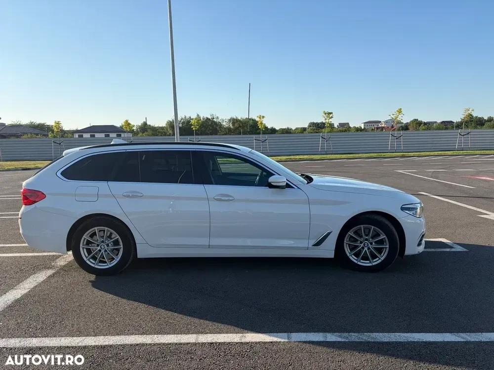 BMW Seria 5 G30/G31 [2017 - Prezent] 520d xDrive Aut. Luxury Line — imagine 3