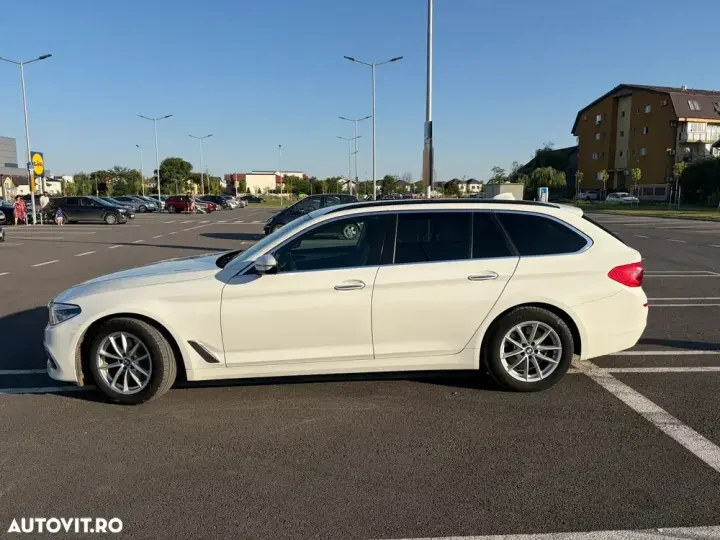 BMW Seria 5 G30/G31 [2017 - Prezent] 520d xDrive Aut. Luxury Line