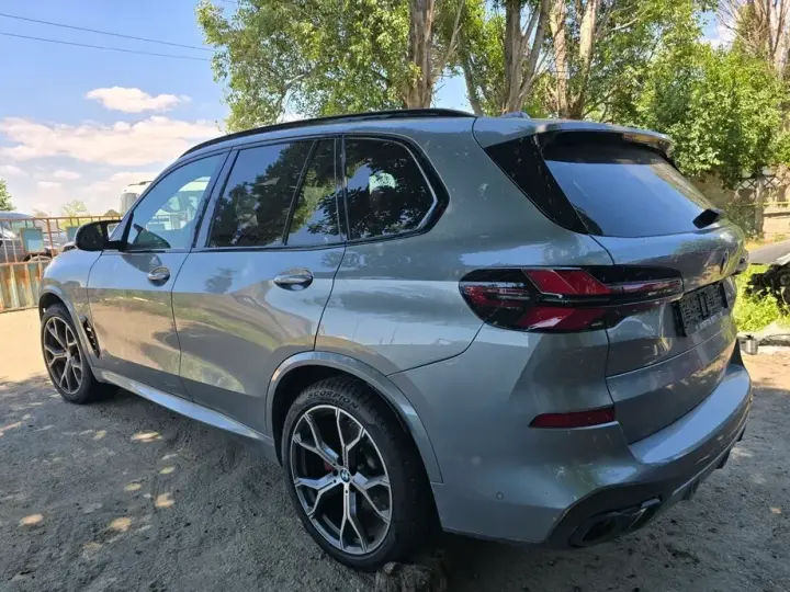 BMW X5 M M60i xDrive
