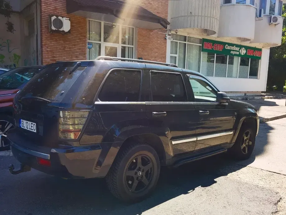 Jeep Grand Cherokee — imagine 6