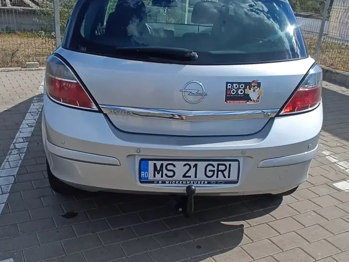 Opel Astra H 1.6 Enjoy