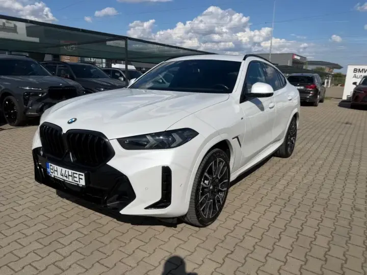 BMW X6 G06