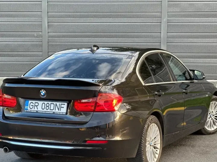 BMW Seria 3 318d xDrive